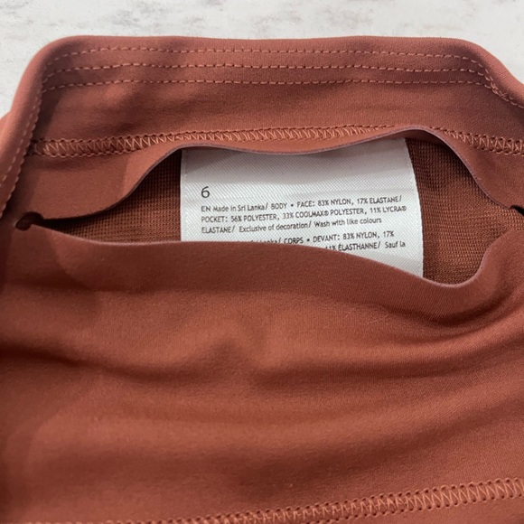 lululemon athletica Rust Bike Shorts - Picture 4 of 4